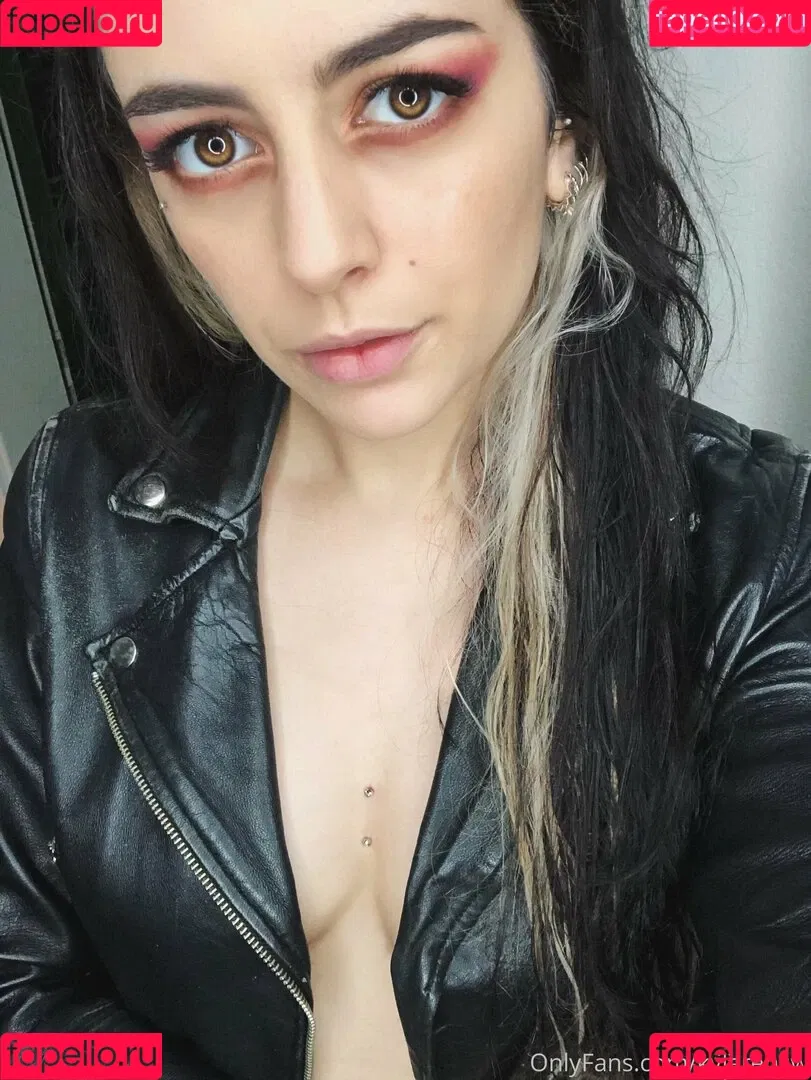 Kylarensw Onlyfans Photo Gallery 