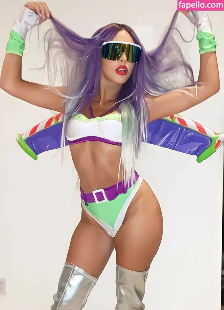 Lele Pons Onlyfans Photo Gallery 