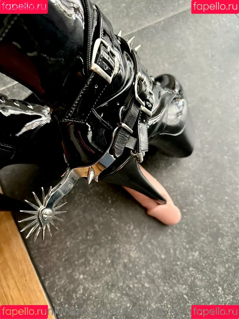 monica_de_mistress Onlyfans Photo Gallery 