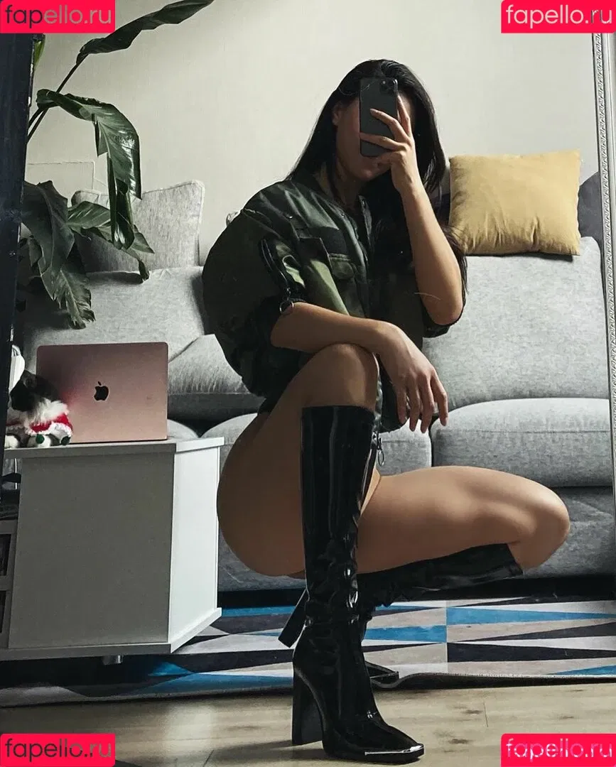 Xiaolajiao_j3 Onlyfans Photo Gallery 