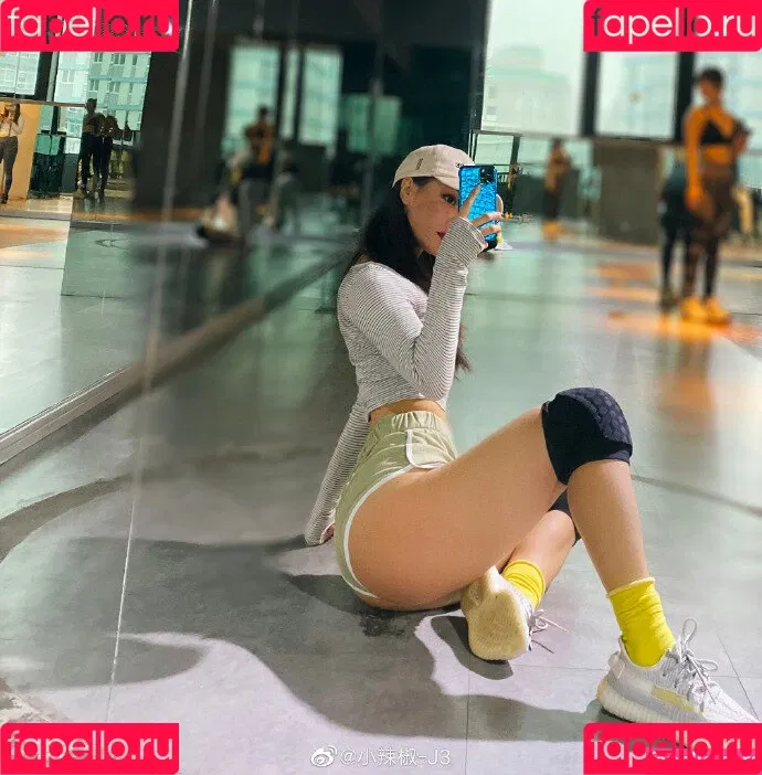 Xiaolajiao_j3 Onlyfans Photo Gallery 