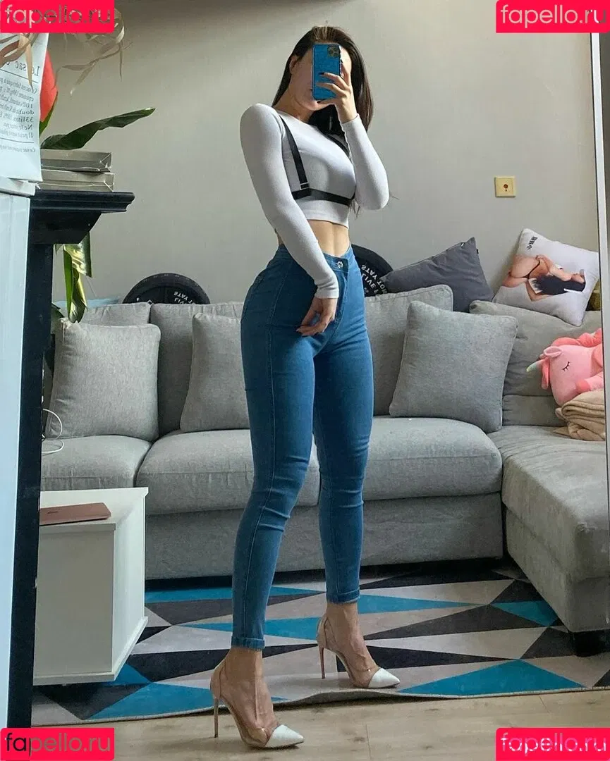 Xiaolajiao_j3 Onlyfans Photo Gallery 