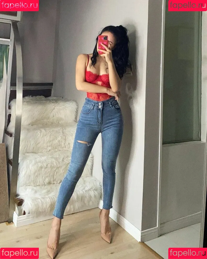 Xiaolajiao_j3 Onlyfans Photo Gallery 