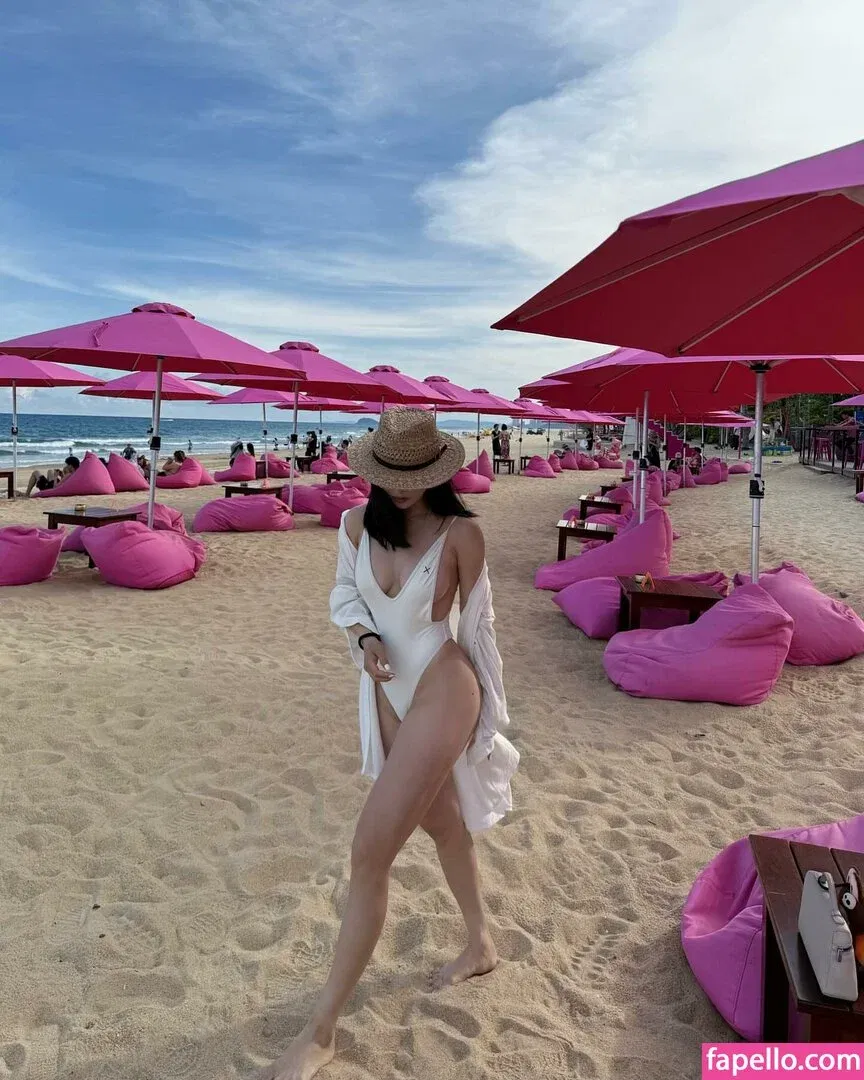 Xiaolajiao_j3 Onlyfans Photo Gallery 