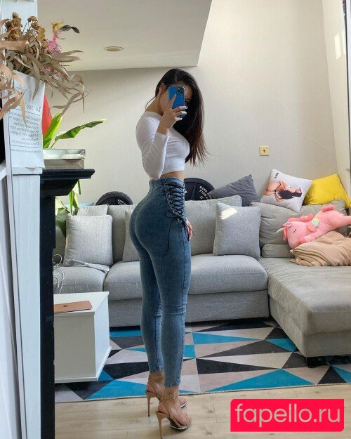 Xiaolajiao_j3 Onlyfans Photo Gallery 