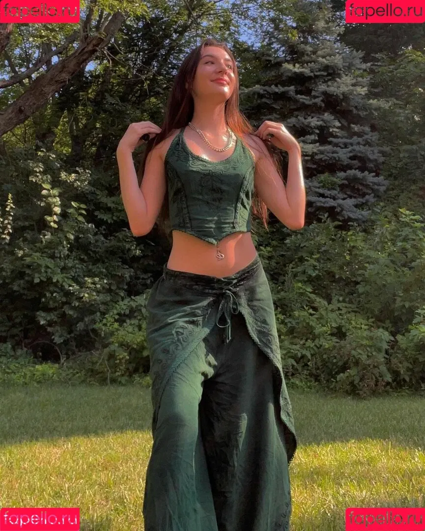 amirastar212 Onlyfans Photo Gallery 