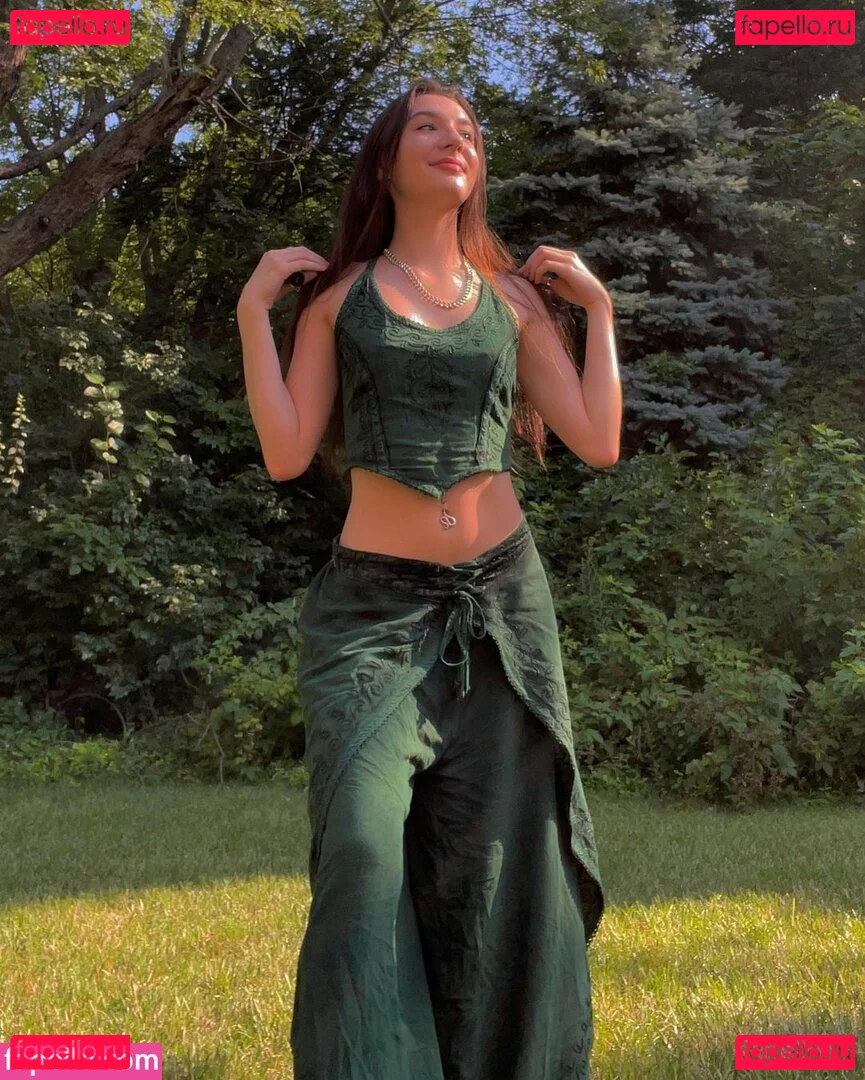 amirastar212 Onlyfans Photo Gallery 