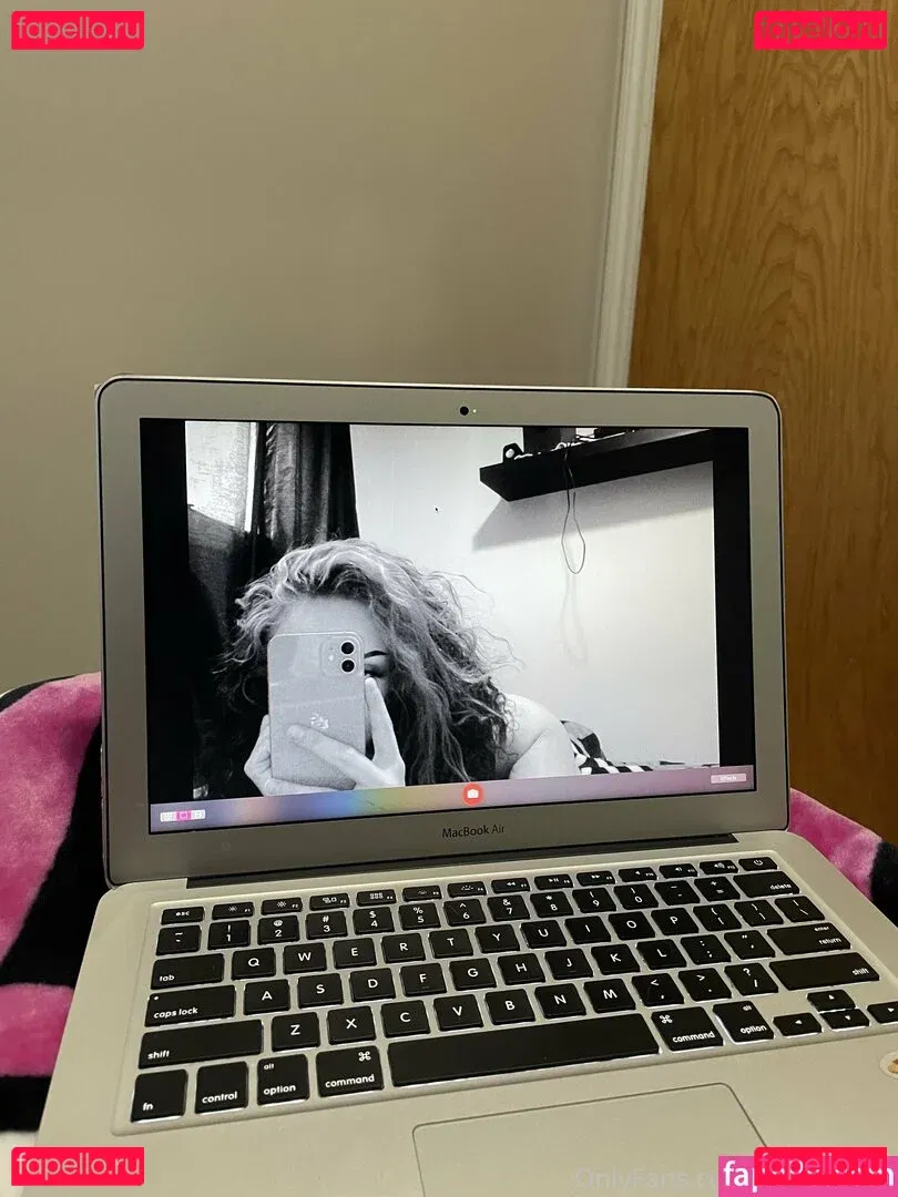 Babymegie Onlyfans Photo Gallery 