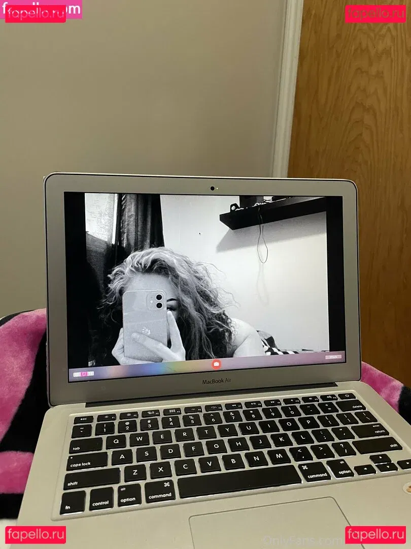 Babymegie Onlyfans Photo Gallery 