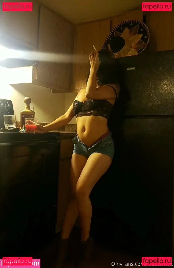 laqueenvic Onlyfans Photo Gallery 