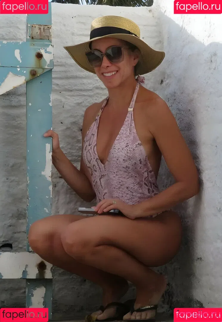 Krishna Mahon Onlyfans Photo Gallery 