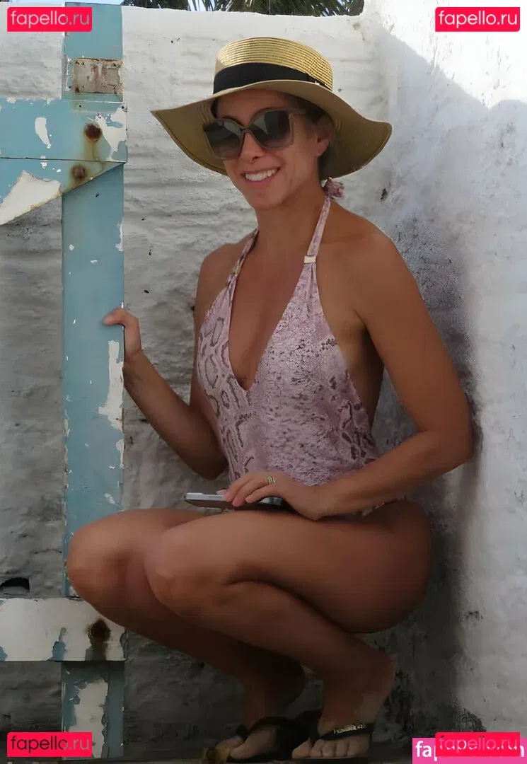 Krishna Mahon Onlyfans Photo Gallery 