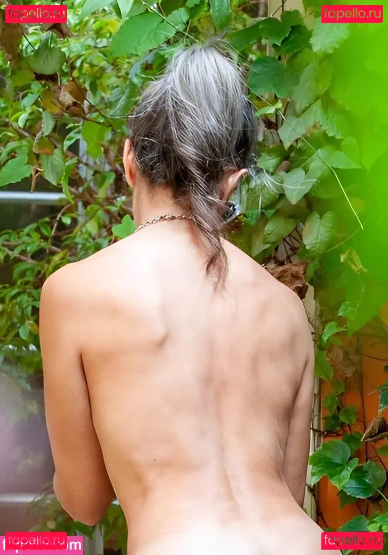 Krishna Mahon Onlyfans Photo Gallery 