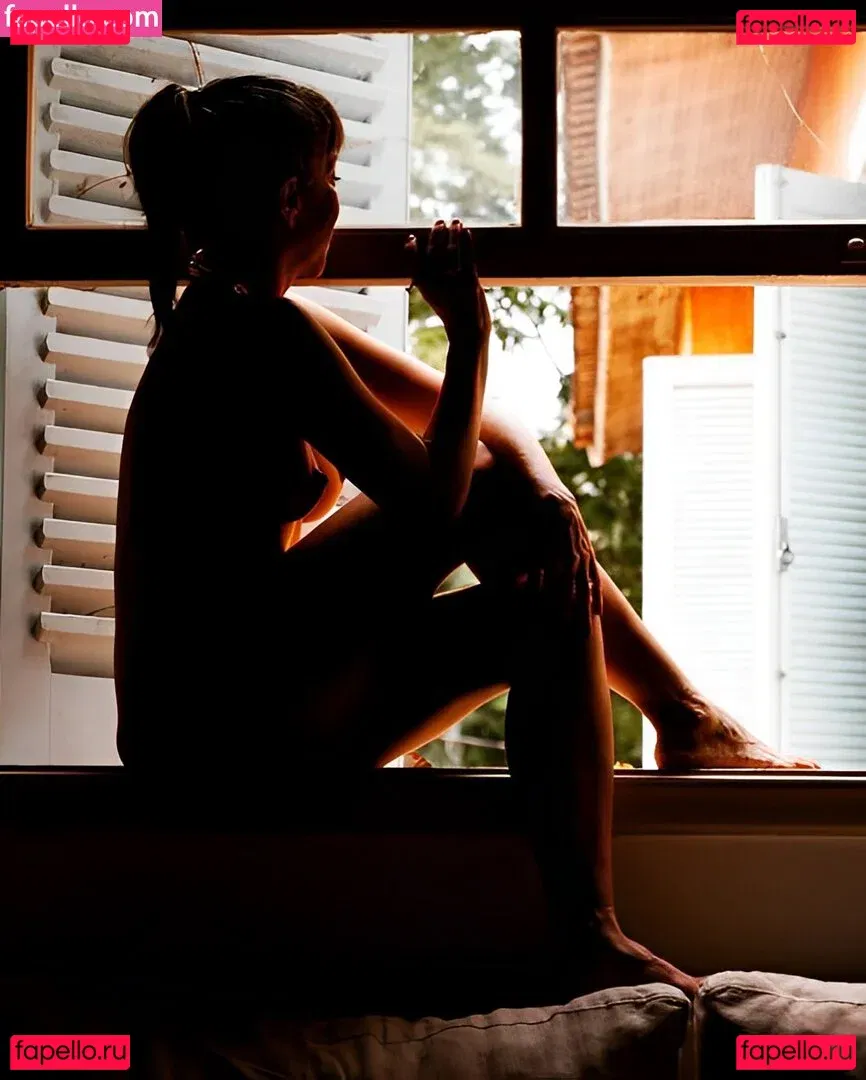 Krishna Mahon Onlyfans Photo Gallery 