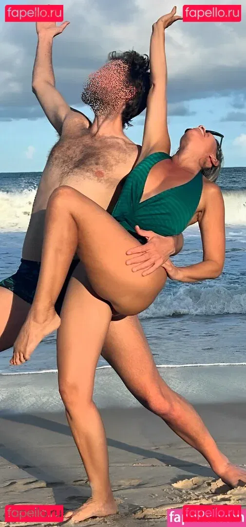 Krishna Mahon Onlyfans Photo Gallery 