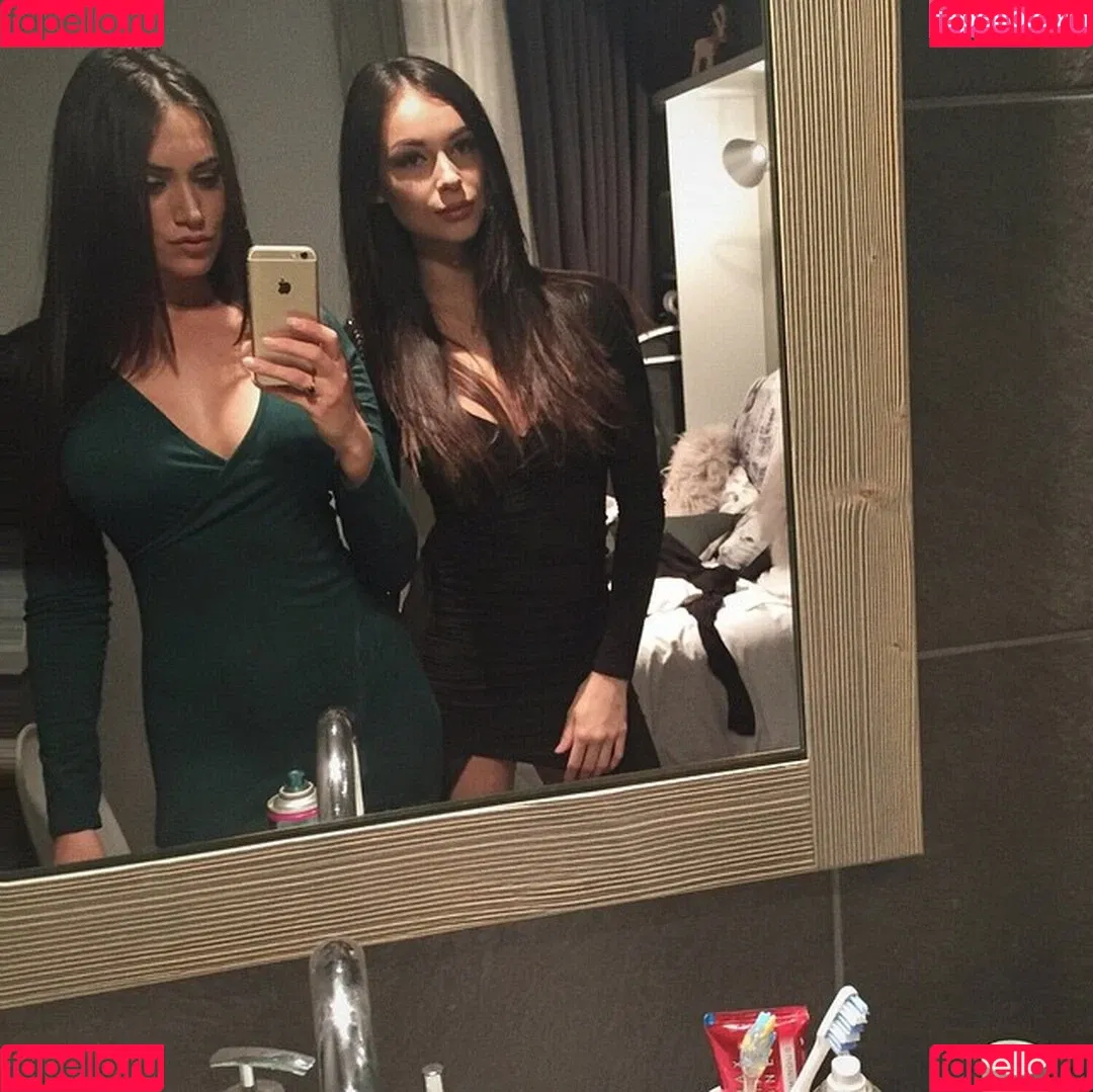 Clelia Theodorou Onlyfans Photo Gallery 