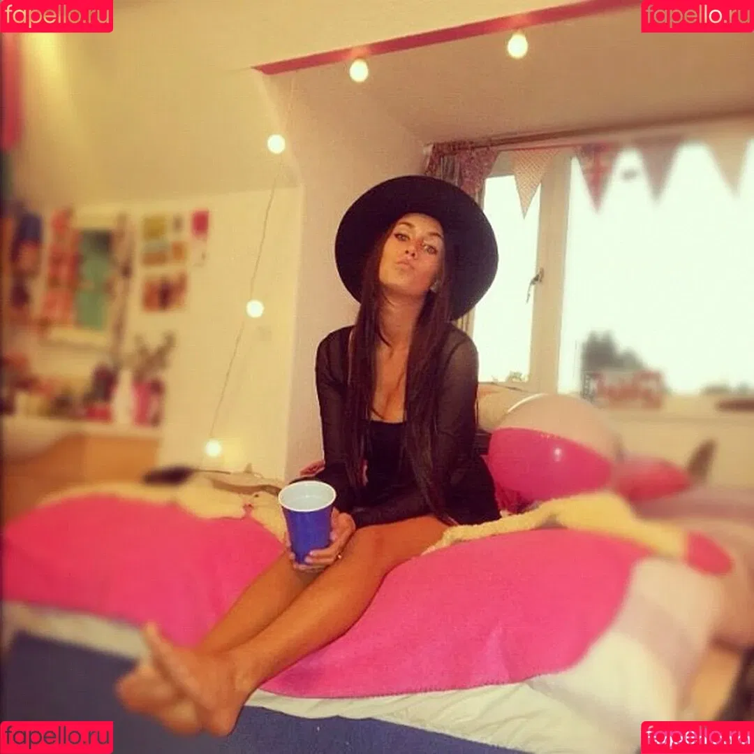 Clelia Theodorou Onlyfans Photo Gallery 