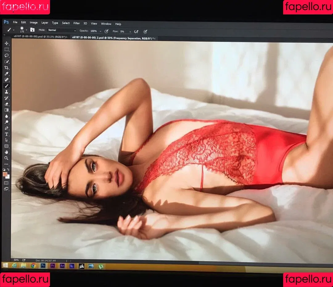 Clelia Theodorou Onlyfans Photo Gallery 