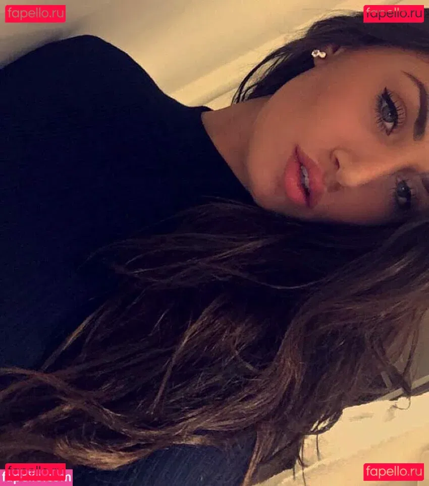 Clelia Theodorou Onlyfans Photo Gallery 