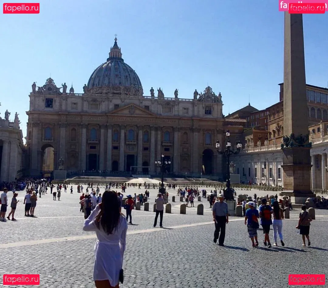 Clelia Theodorou Onlyfans Photo Gallery 