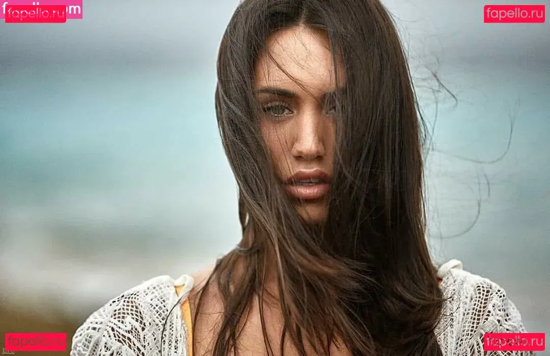 Clelia Theodorou Onlyfans Photo Gallery 