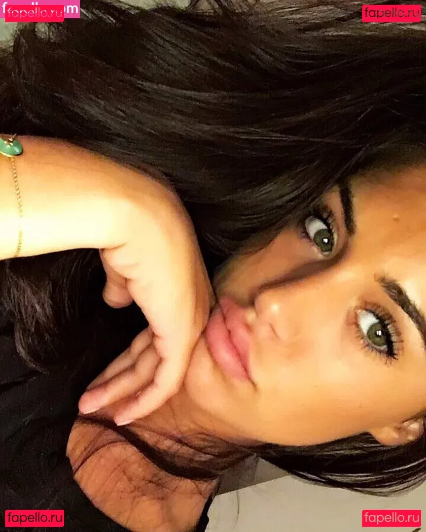 Clelia Theodorou Onlyfans Photo Gallery 