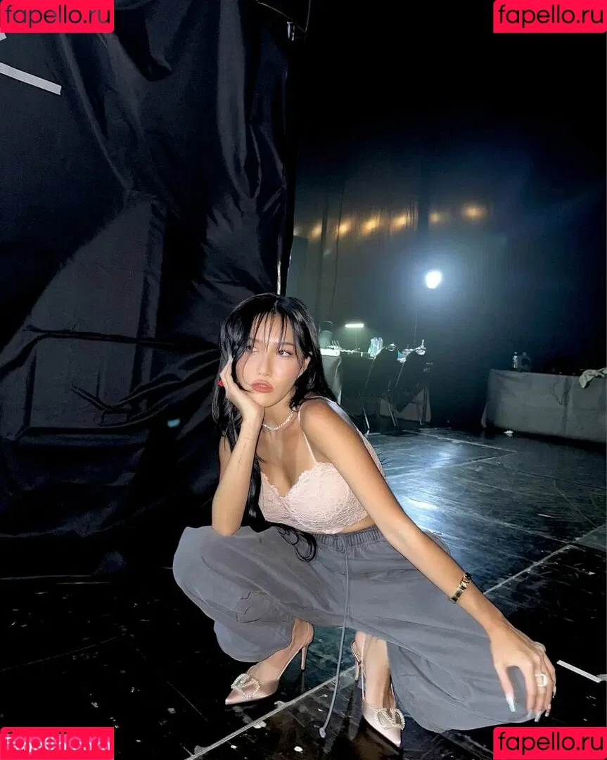 Hwasa Onlyfans Photo Gallery 