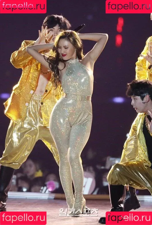 Hwasa Onlyfans Photo Gallery 