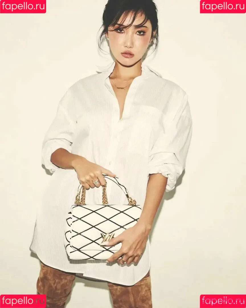 Hwasa Onlyfans Photo Gallery 