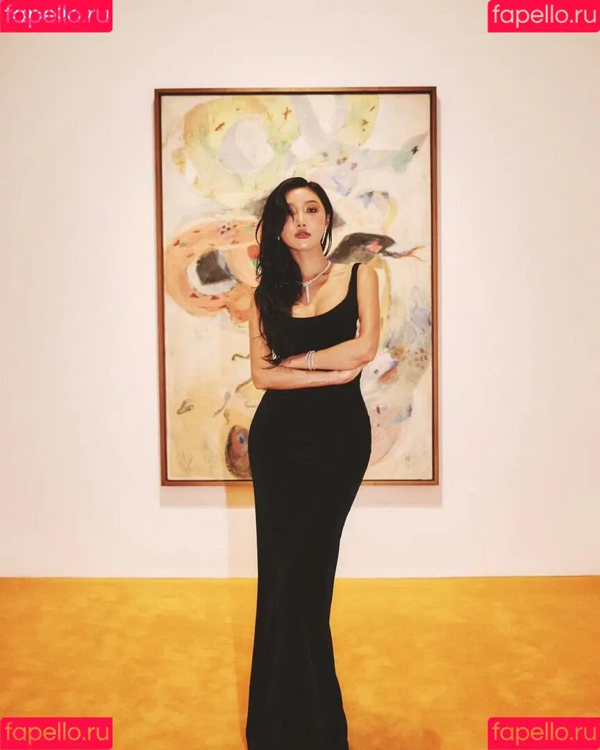 Hwasa Onlyfans Photo Gallery 