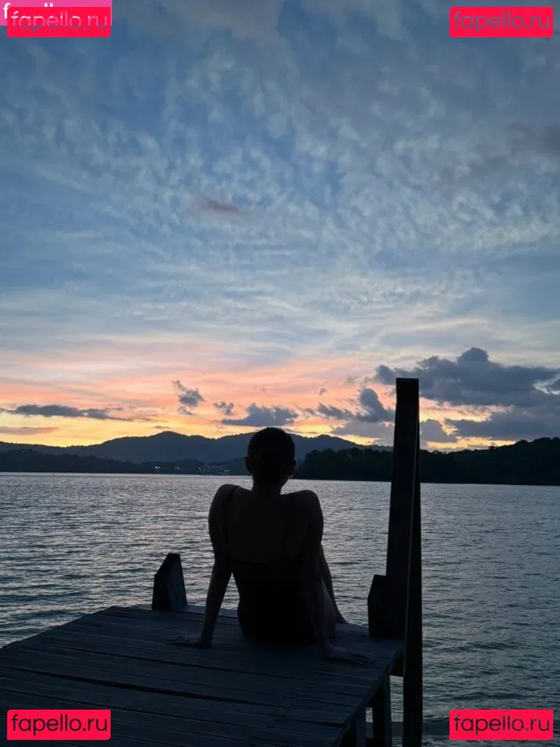 Hwasa Onlyfans Photo Gallery 