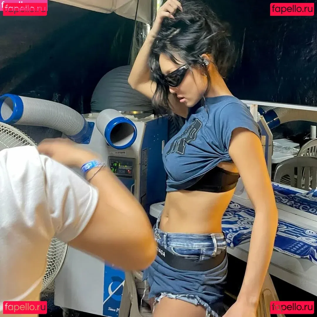 Hwasa Onlyfans Photo Gallery 