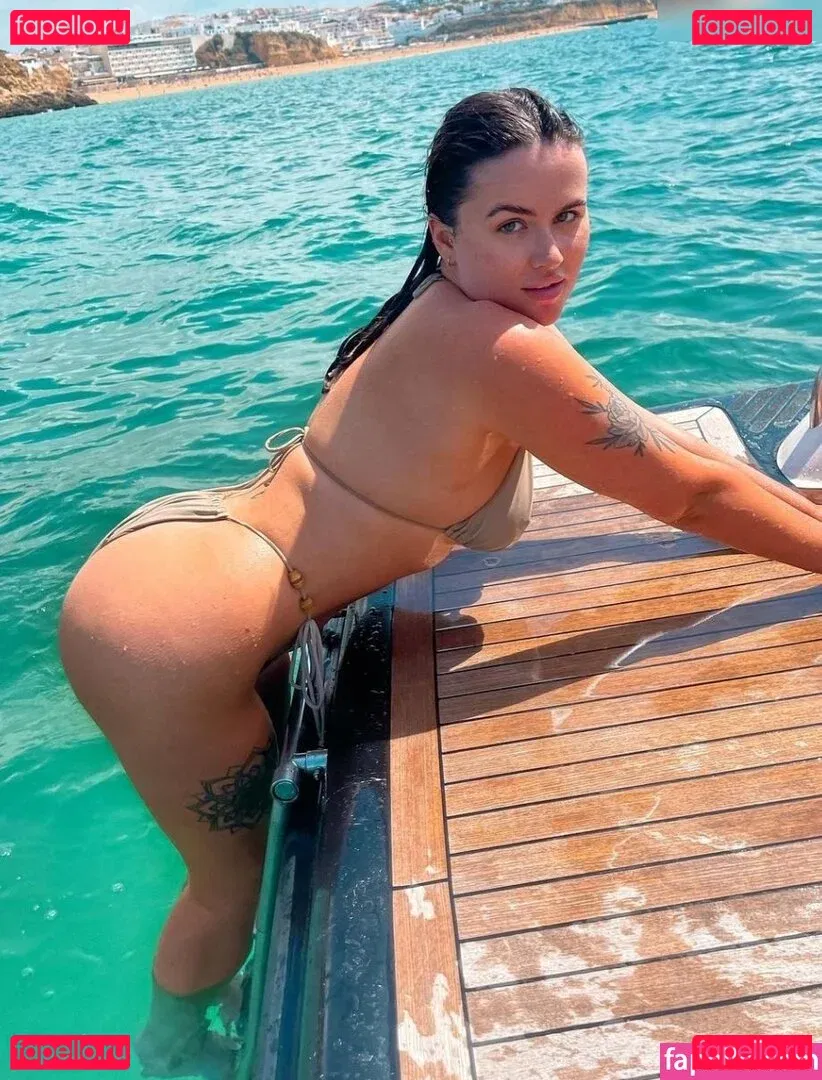 Beth Halsey Onlyfans Photo Gallery 