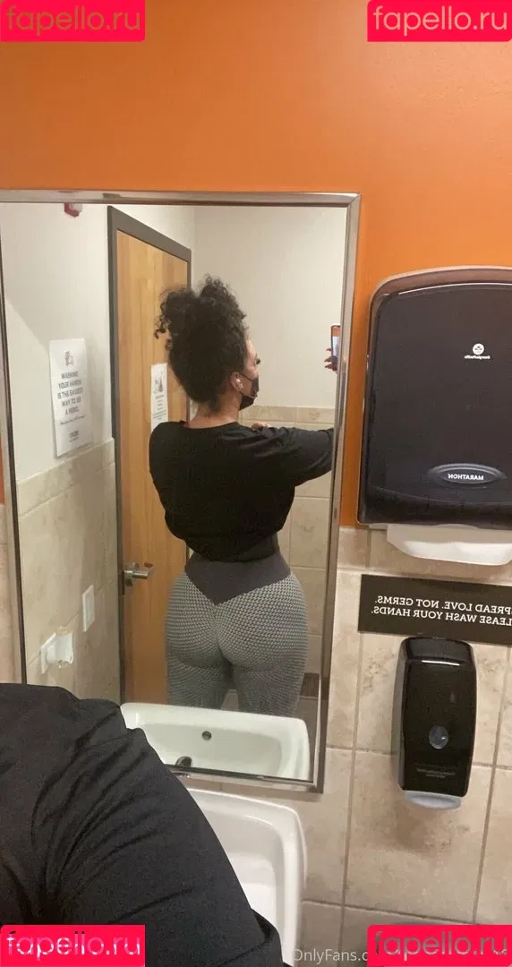 Teenagefreak18 Onlyfans Photo Gallery 