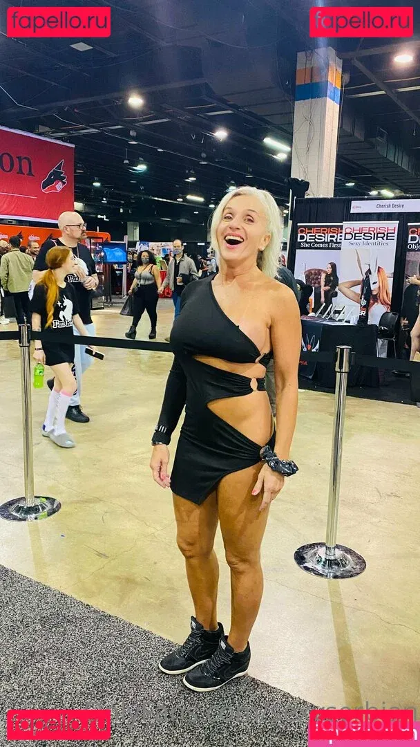 sexyserbian Onlyfans Photo Gallery 