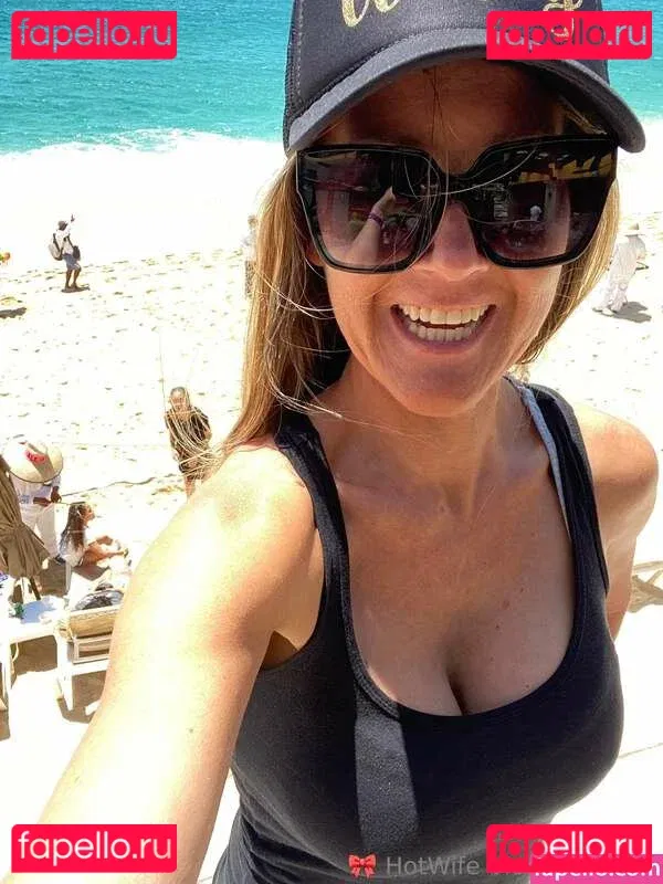 hot_wife_victoria Onlyfans Photo Gallery 