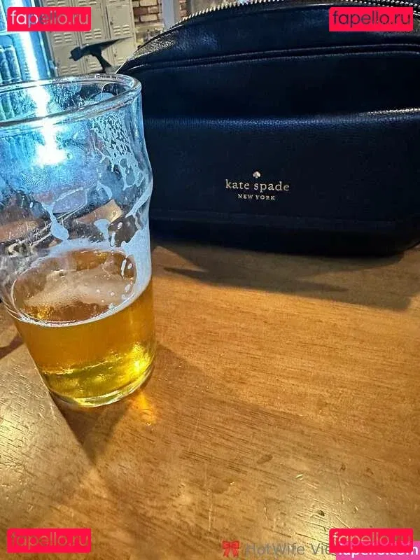 hot_wife_victoria Onlyfans Photo Gallery 