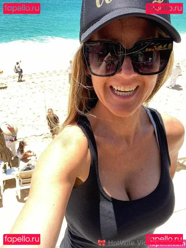 hot_wife_victoria Onlyfans Photo Gallery 