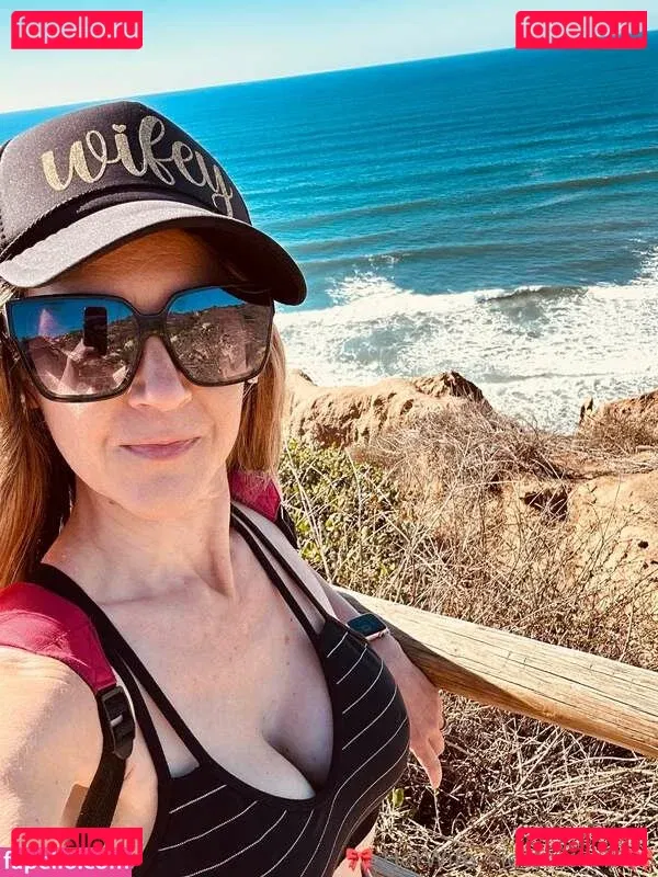 hot_wife_victoria Onlyfans Photo Gallery 