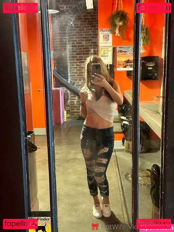 hot_wife_victoria Onlyfans Photo Gallery 