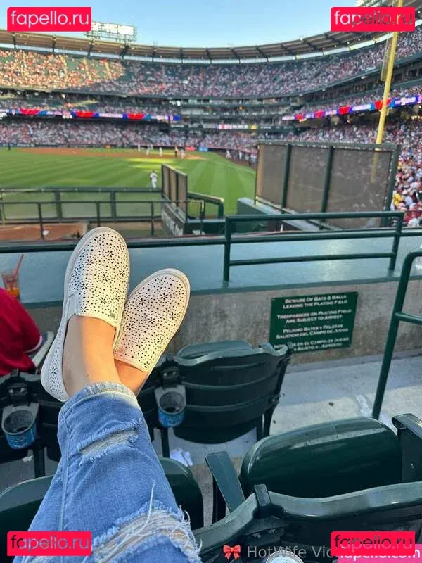 hot_wife_victoria Onlyfans Photo Gallery 