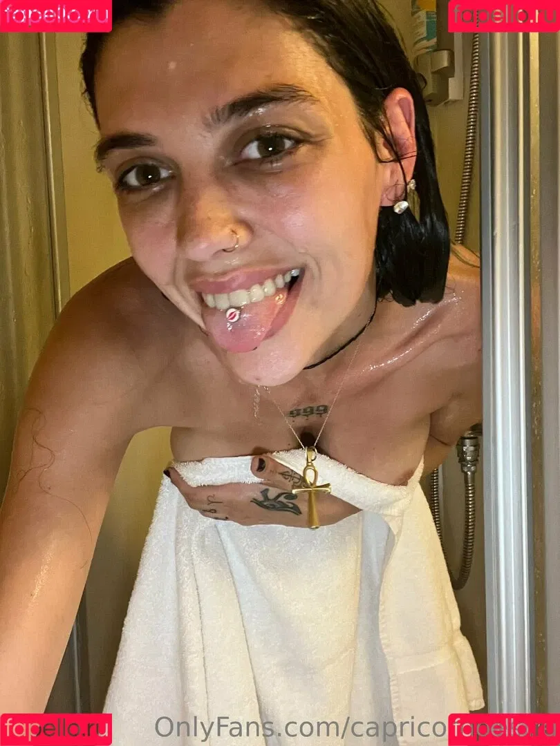 capricorndesire Onlyfans Photo Gallery 