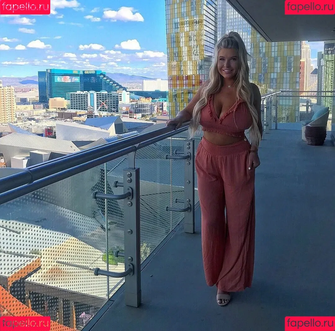 Bree Elizabeth Onlyfans Photo Gallery 