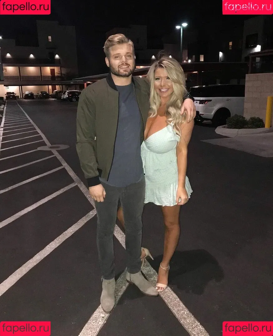 Bree Elizabeth Onlyfans Photo Gallery 