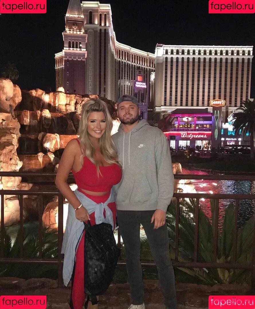 Bree Elizabeth Onlyfans Photo Gallery 