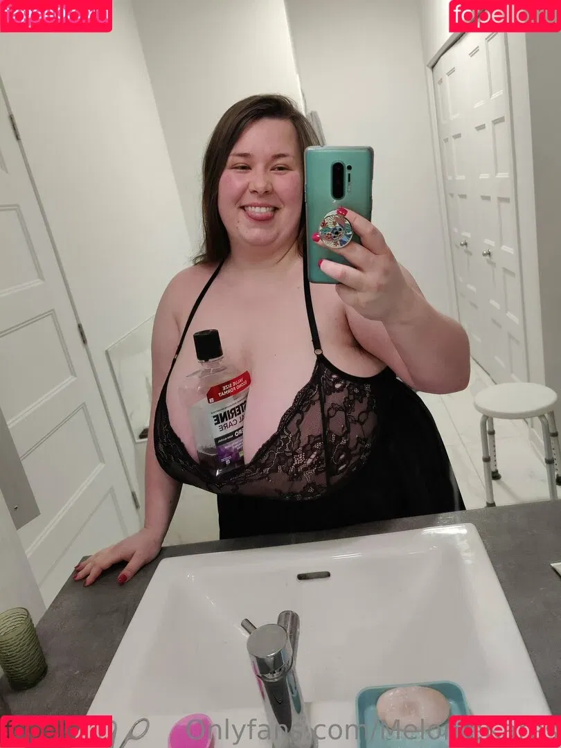 meloniekares Onlyfans Photo Gallery 
