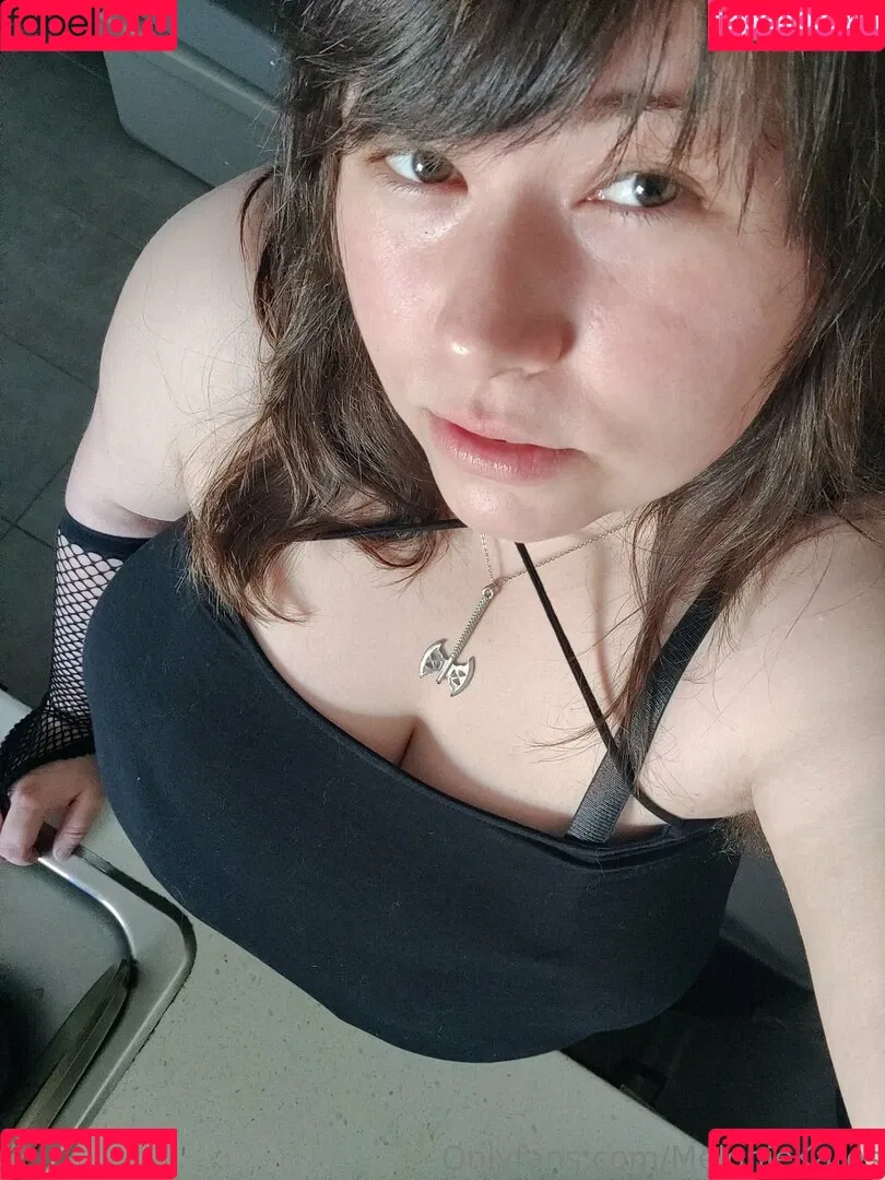 meloniekares Onlyfans Photo Gallery 