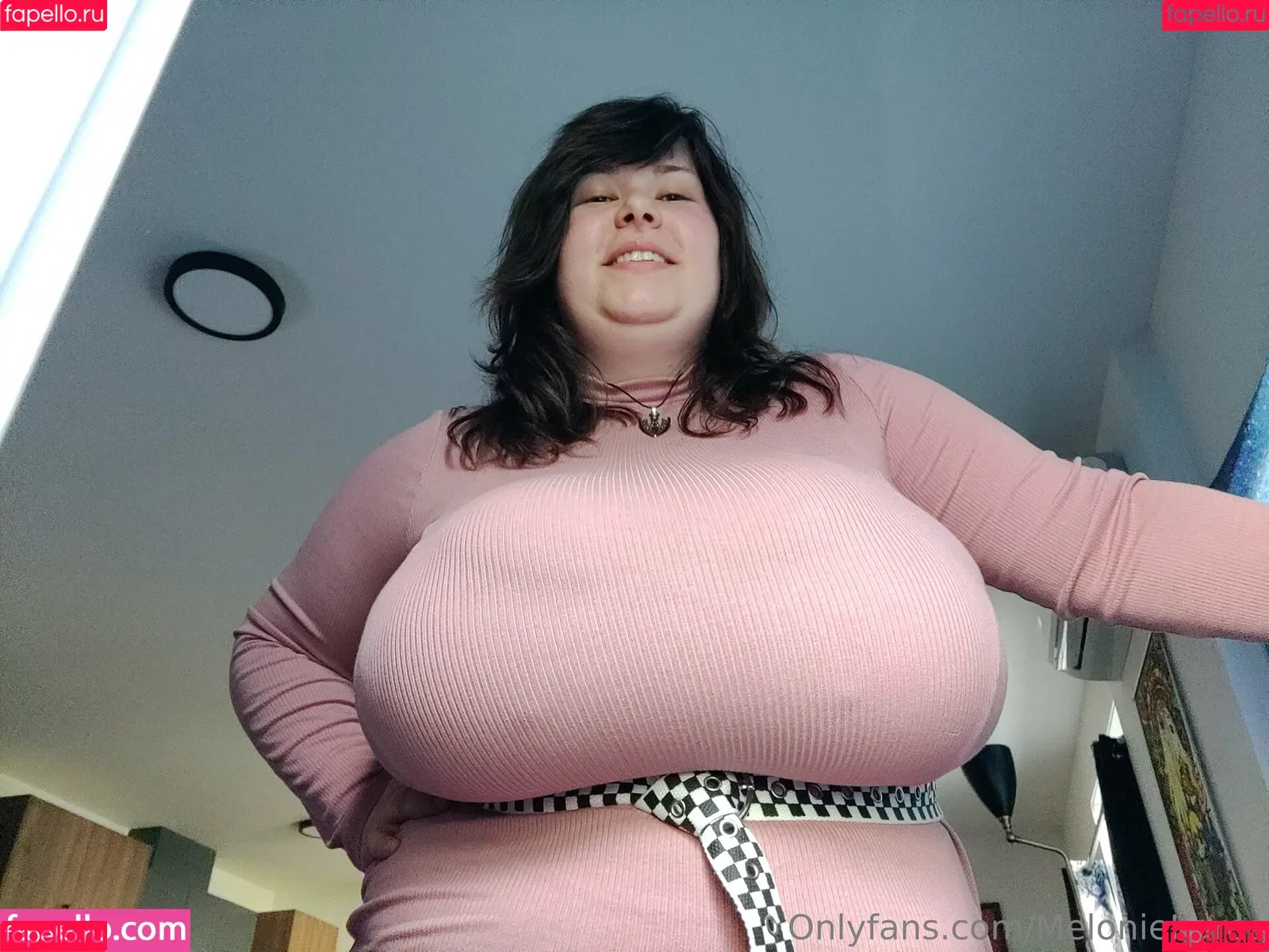 meloniekares Onlyfans Photo Gallery 