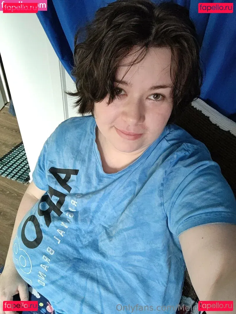 meloniekares Onlyfans Photo Gallery 