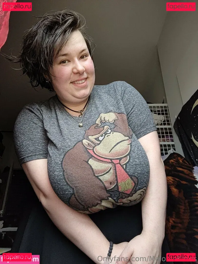 meloniekares Onlyfans Photo Gallery 